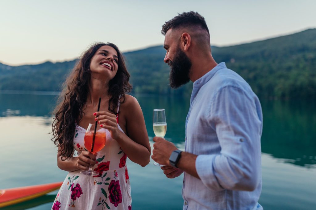 Romantic date by the lake